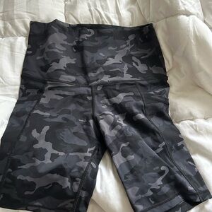 Sweat & Milk Blair ultra high rise compression postpartum biker short 8”